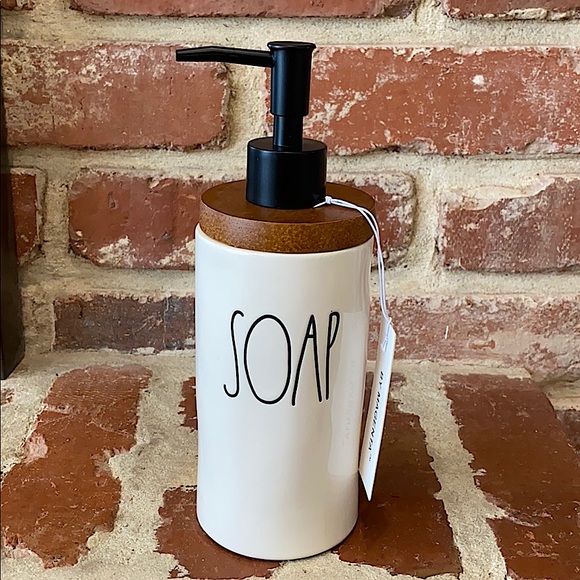 Rae Dunn SOAP dispenser